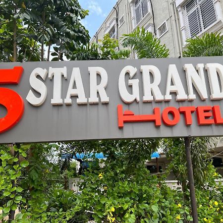 5 Star Grand Hotell Shamshabad Eksteriør bilde