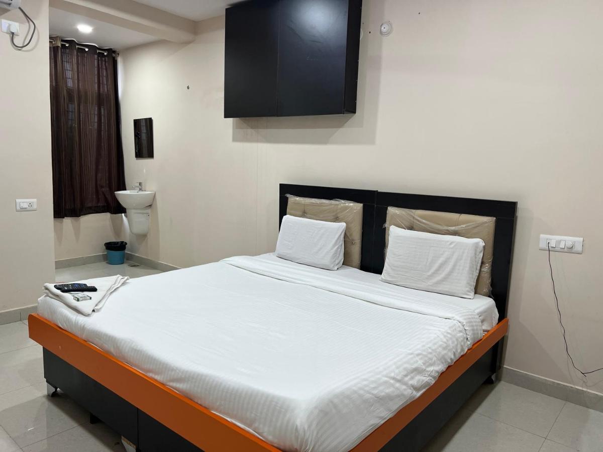 5 Star Grand Hotell Shamshabad Eksteriør bilde