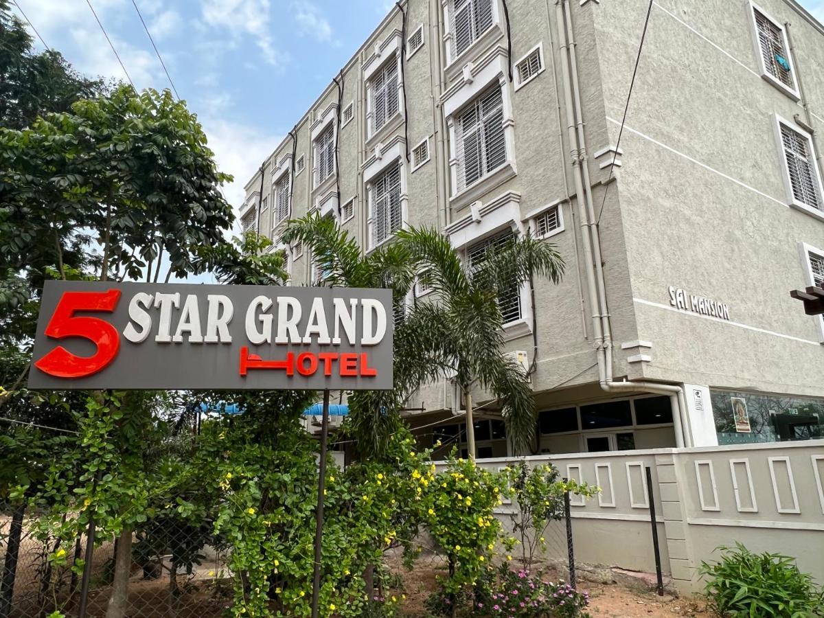 5 Star Grand Hotell Shamshabad Eksteriør bilde